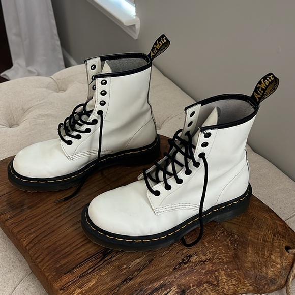 White Dr. Martens size 8 - Picture 2 of 3